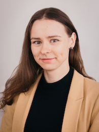 Elza Muraševa : Senior Market Analyst | Research & Consulting